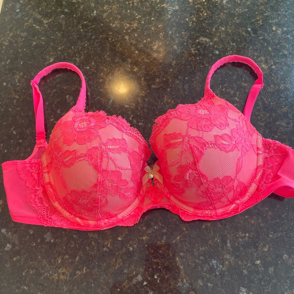 Body by Victoria Secret Lace Bra